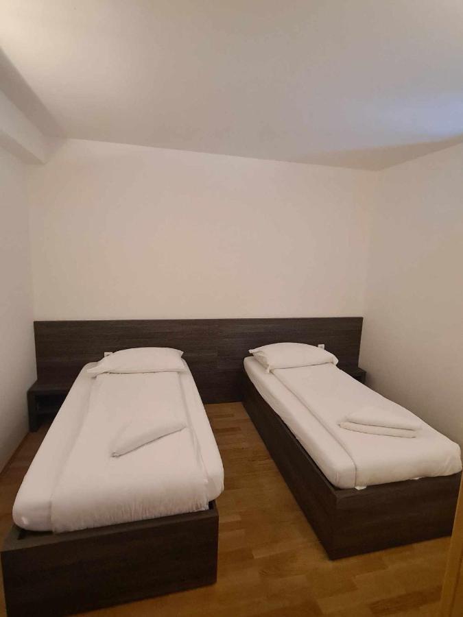Hotel Lohovo Bihać Zewnętrze zdjęcie
