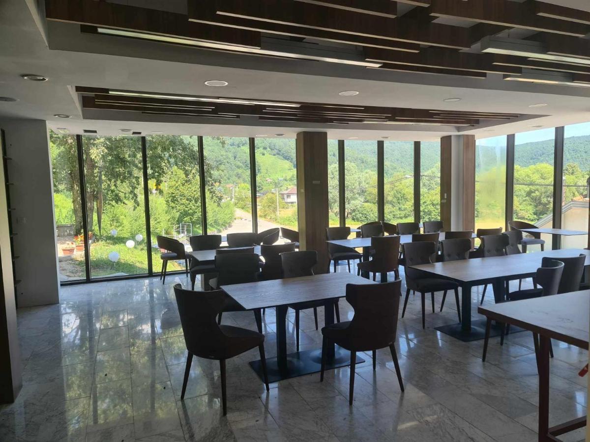 Hotel Lohovo Bihać Zewnętrze zdjęcie