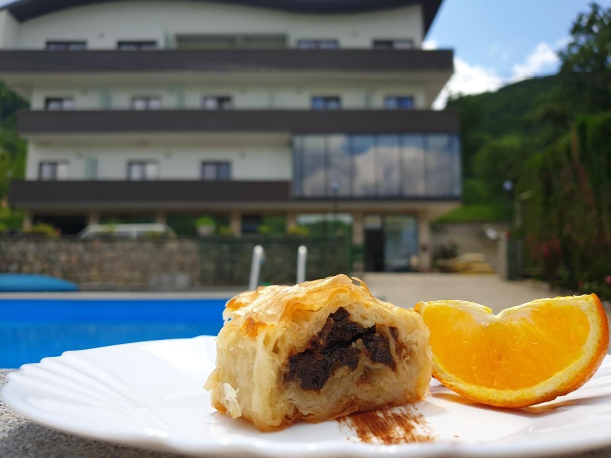 Hotel Lohovo Bihać Zewnętrze zdjęcie